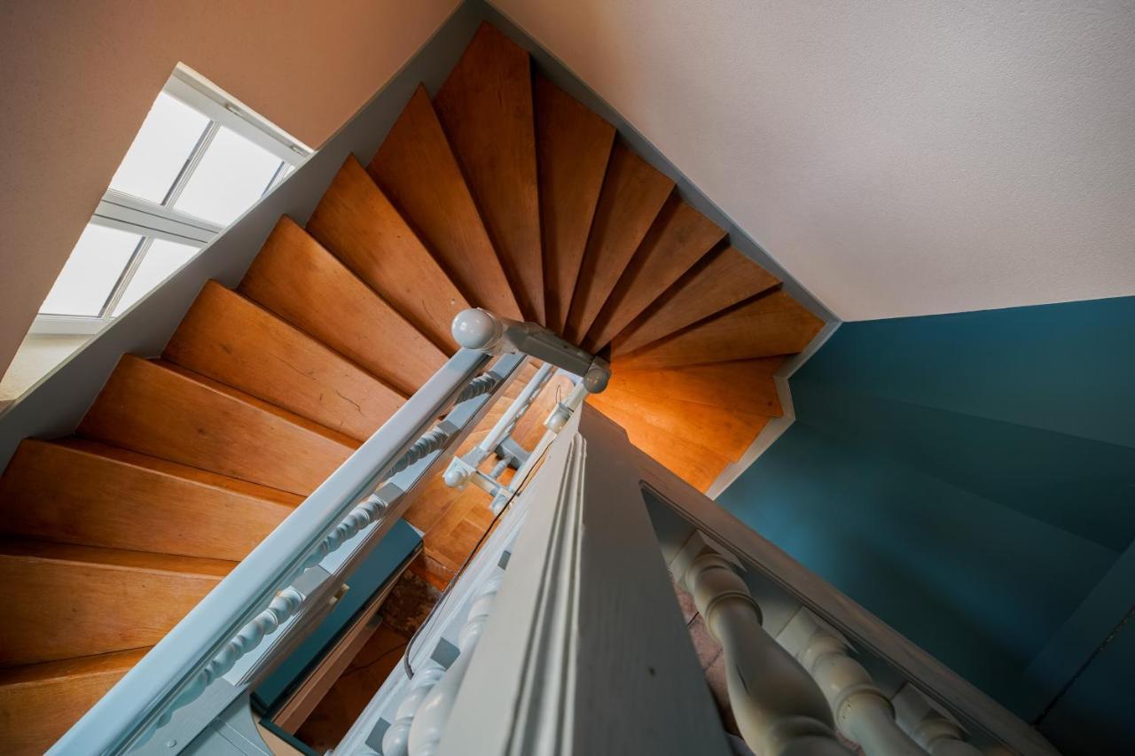 Appartement Montagnon - Les Suites Du Palais - Classe 4 Etoiles, Parking Prive, Vue Cathedrale, 3 Chambres, Primo C0Nciergerie Невер Экстерьер фото