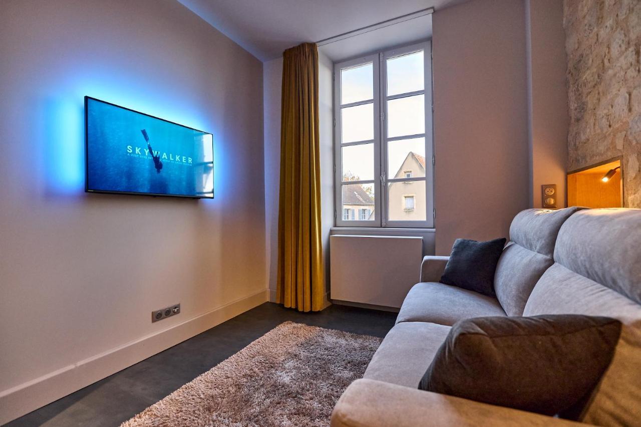 Appartement Montagnon - Les Suites Du Palais - Classe 4 Etoiles, Parking Prive, Vue Cathedrale, 3 Chambres, Primo C0Nciergerie Невер Экстерьер фото