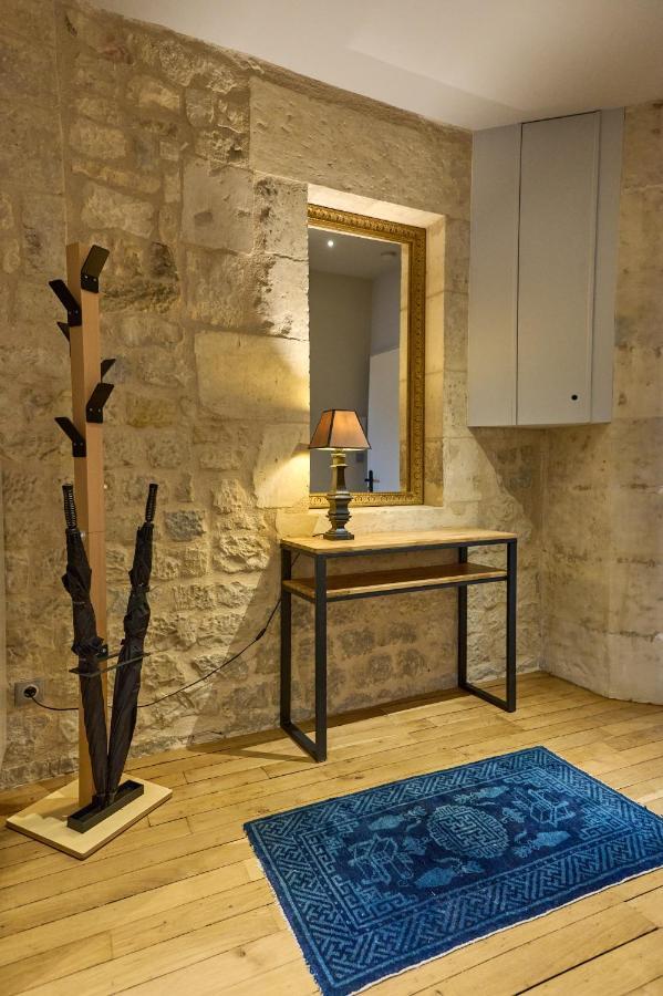 Appartement Montagnon - Les Suites Du Palais - Classe 4 Etoiles, Parking Prive, Vue Cathedrale, 3 Chambres, Primo C0Nciergerie Невер Экстерьер фото